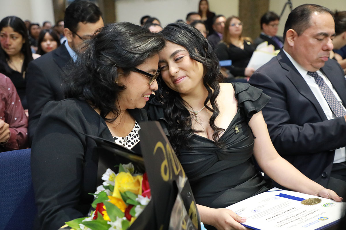 CEREMONIAS DE GRADUACIÓN DE CICLO 02-2025 - DÍA 3 - ACTO 9