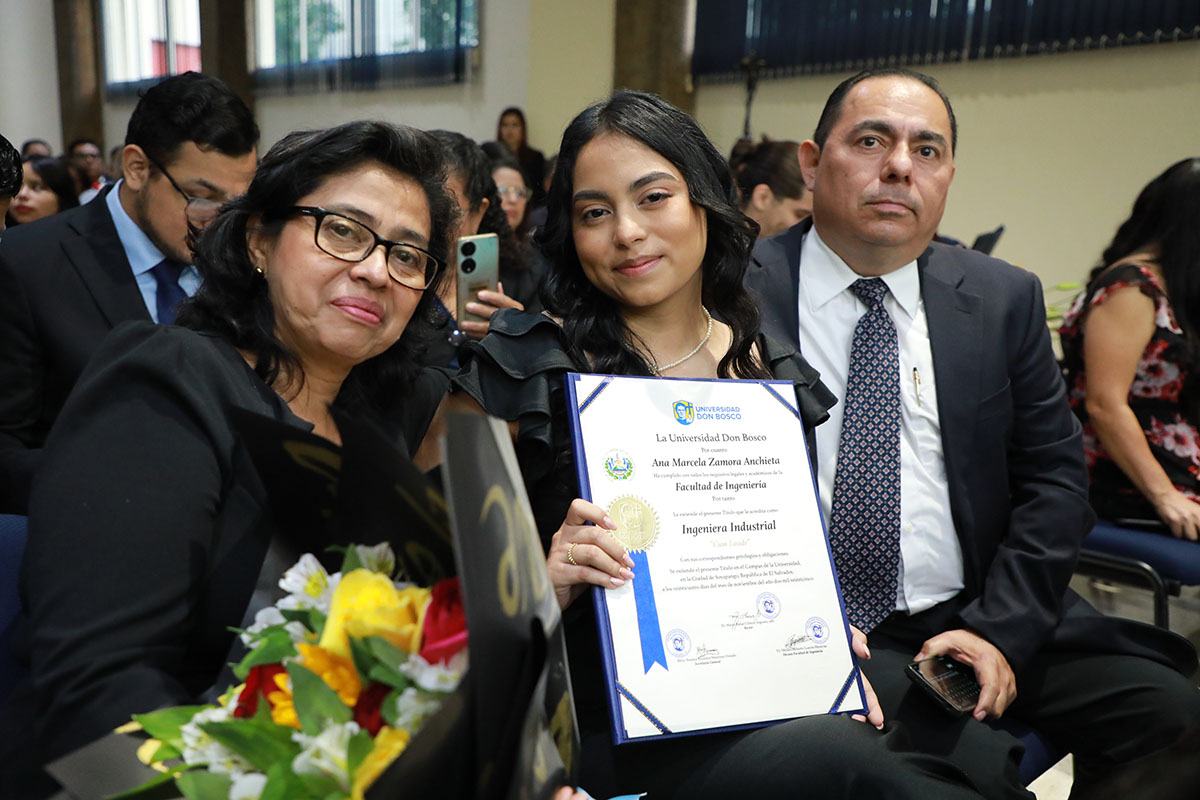CEREMONIAS DE GRADUACIÓN DE CICLO 02-2025 - DÍA 3 - ACTO 9