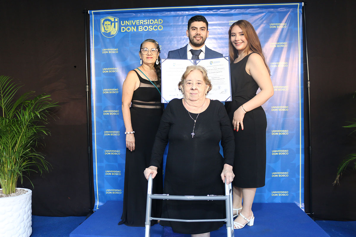 CEREMONIAS DE GRADUACIÓN DE CICLO 02-2025 - DÍA 3 - ACTO 9