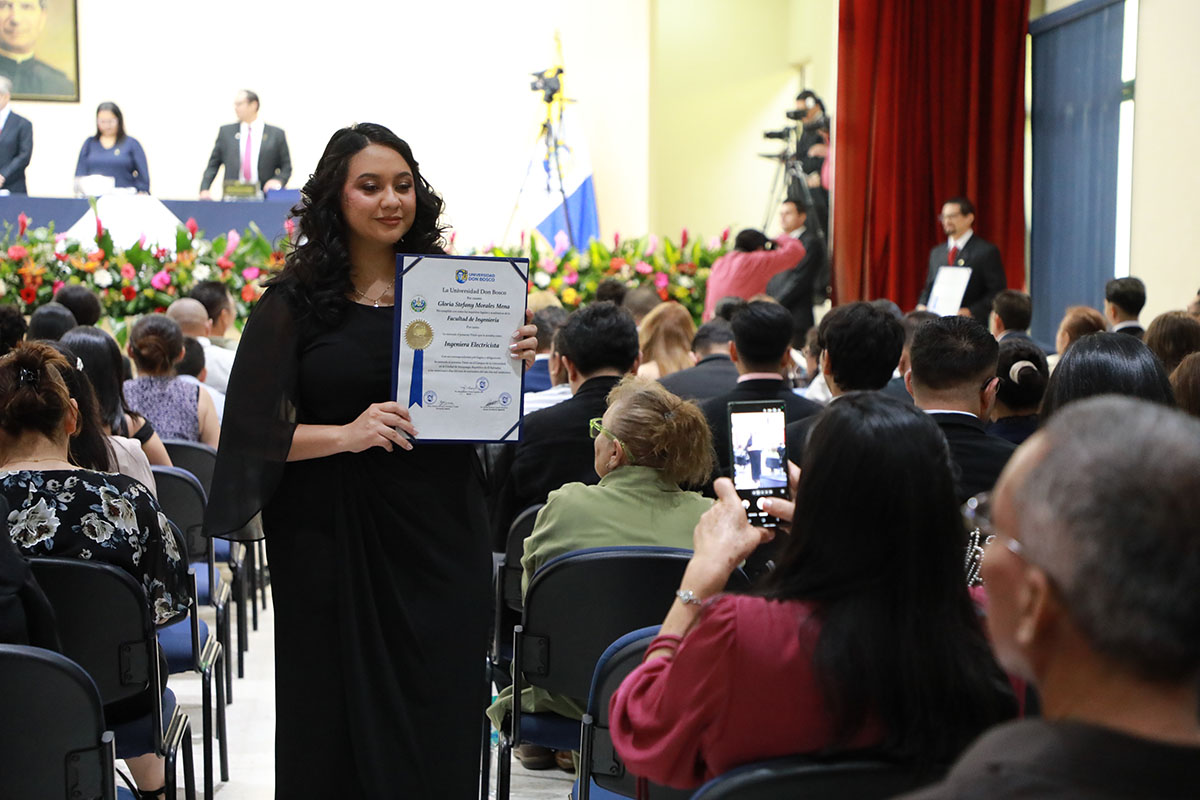 CEREMONIAS DE GRADUACIÓN DE CICLO 02-2025 - DÍA 3 - ACTO 7