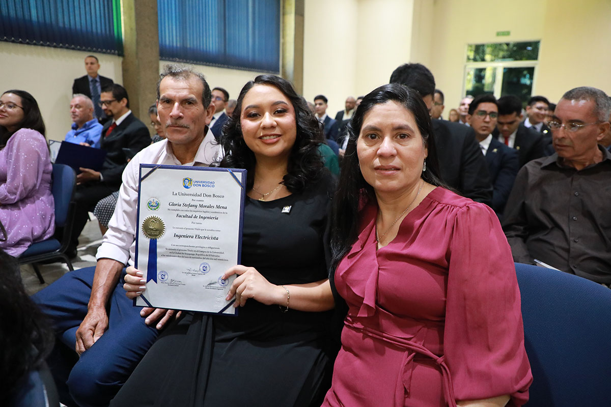 CEREMONIAS DE GRADUACIÓN DE CICLO 02-2025 - DÍA 3 - ACTO 7