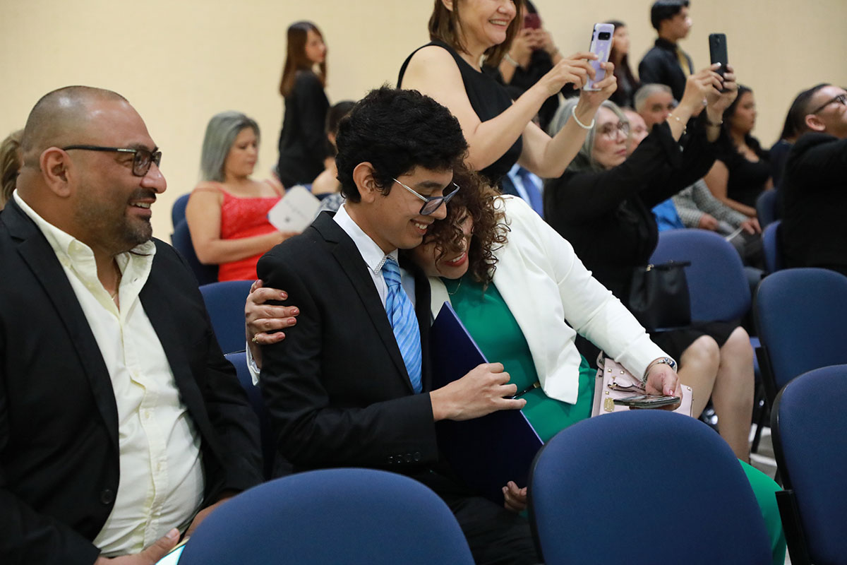 CEREMONIAS DE GRADUACIÓN DE CICLO 02-2025 - DÍA 3 - ACTO 7