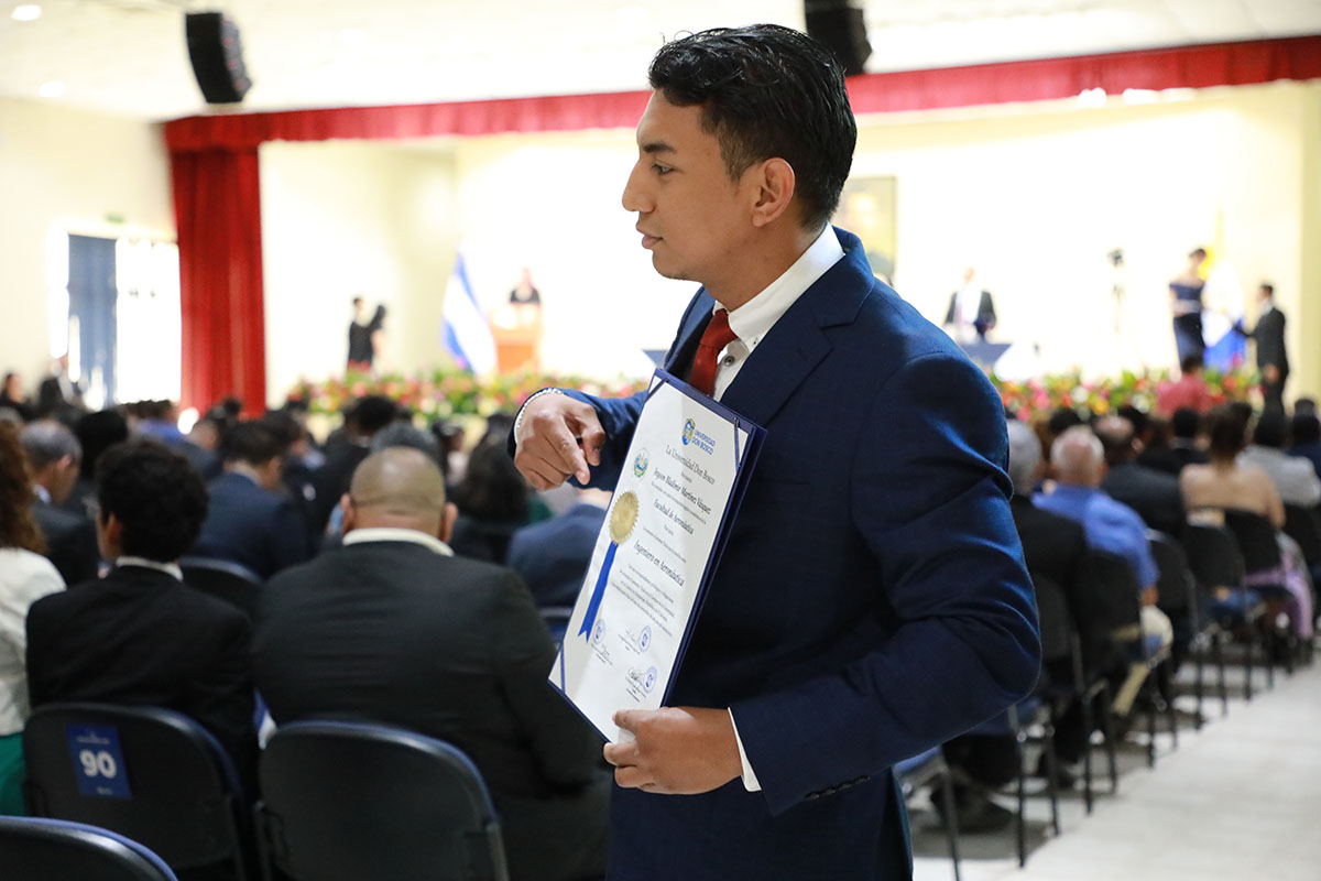 CEREMONIAS DE GRADUACIÓN DE CICLO 02-2025 - DÍA 3 - ACTO 7