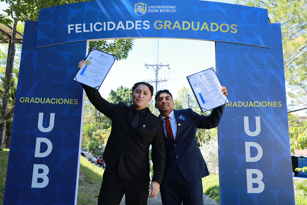 CEREMONIAS DE GRADUACIÓN DE CICLO 02-2025 - DÍA 3 - ACTO 7