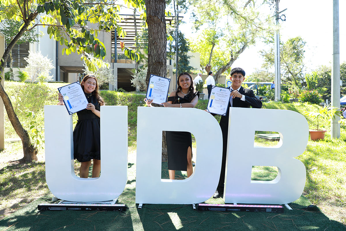 CEREMONIAS DE GRADUACIÓN DE CICLO 02-2025 - DÍA 3 - ACTO 7
