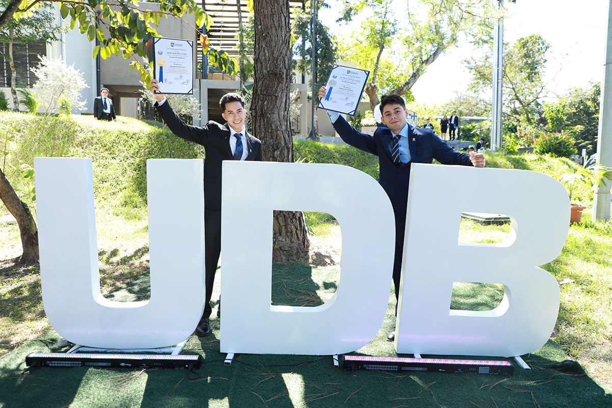 CEREMONIAS DE GRADUACIÓN DE CICLO 02-2025 - DÍA 3 - ACTO 7