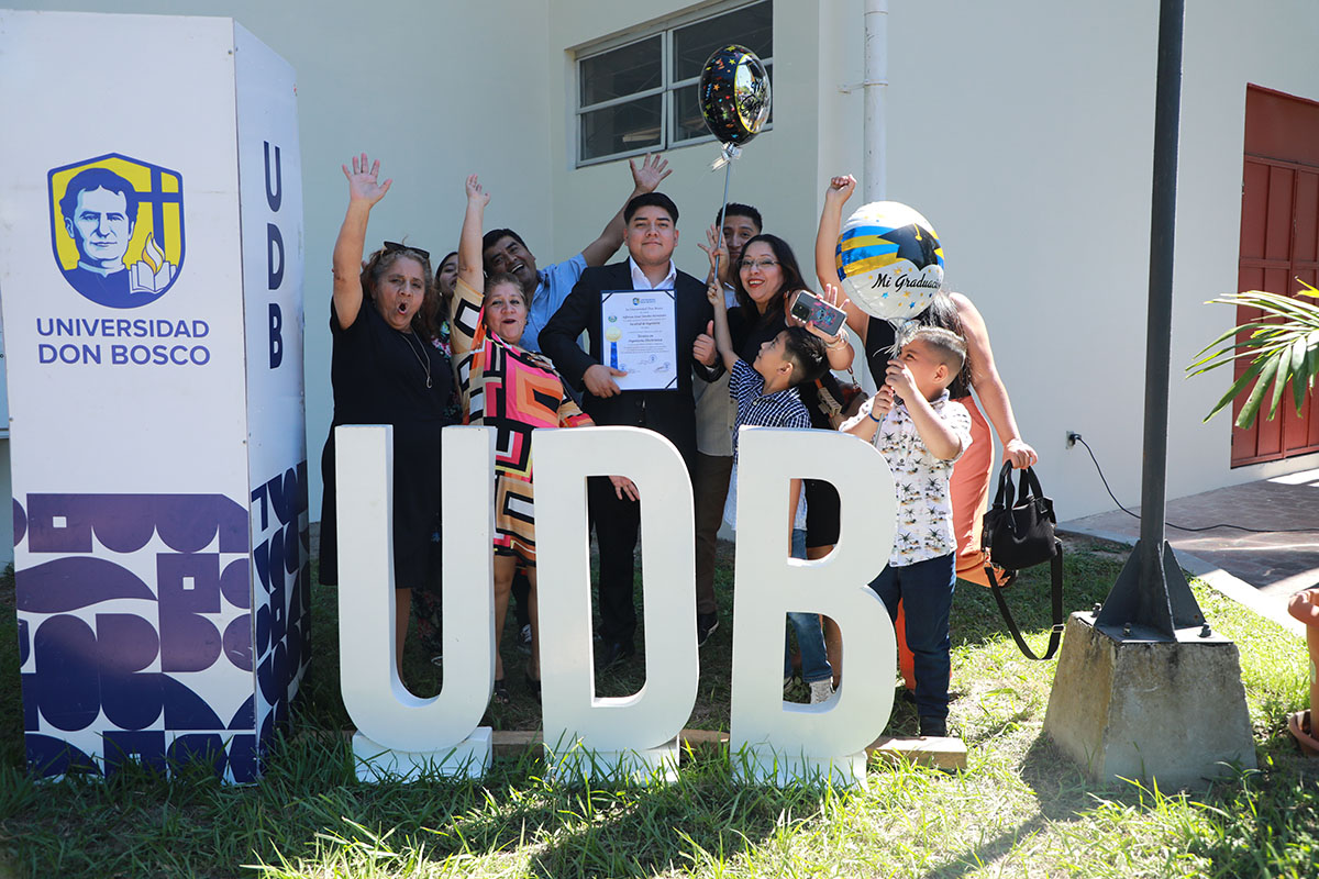 CEREMONIAS DE GRADUACIÓN DE CICLO 02-2025 - DÍA 3 - ACTO 7