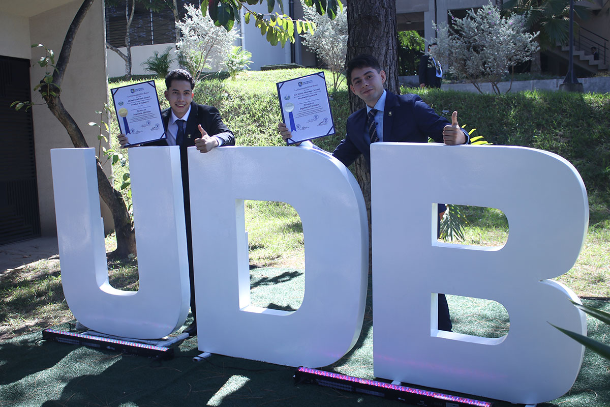 CEREMONIAS DE GRADUACIÓN DE CICLO 02-2025 - DÍA 3 - ACTO 7