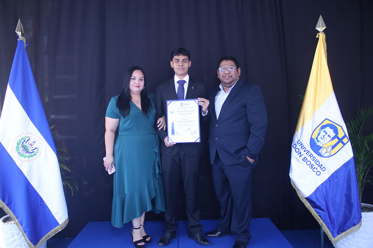 CEREMONIAS DE GRADUACIÓN DE CICLO 02-2025 - DÍA 3 - ACTO 7