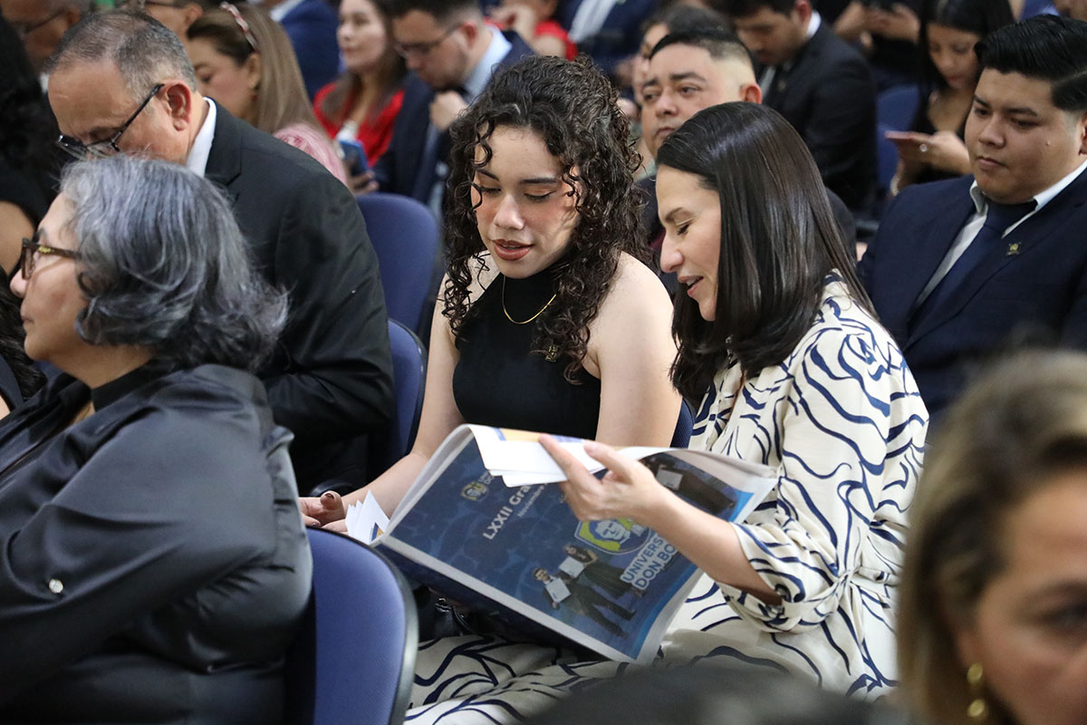 CEREMONIAS DE GRADUACIÓN DE CICLO 02-2025 - DÍA 3 - ACTO 8