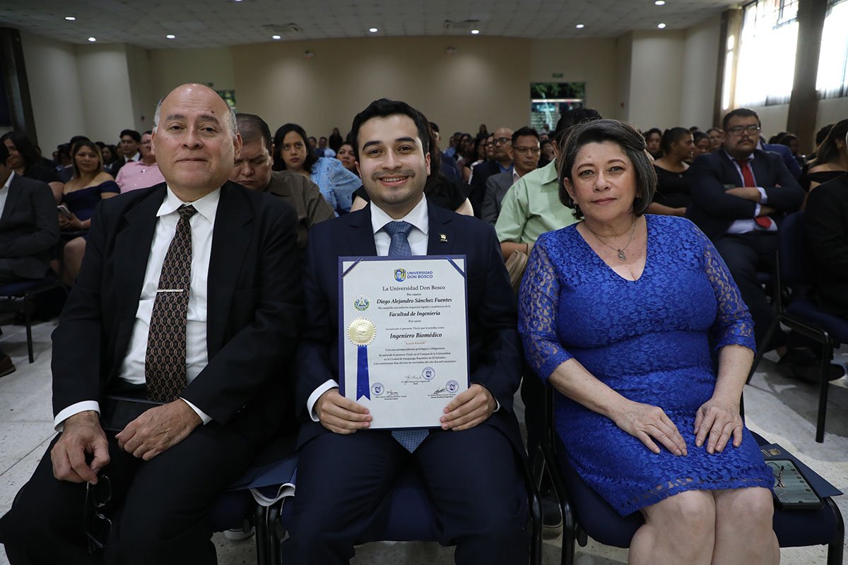 CEREMONIAS DE GRADUACIÓN DE CICLO 02-2025 - DÍA 3 - ACTO 8