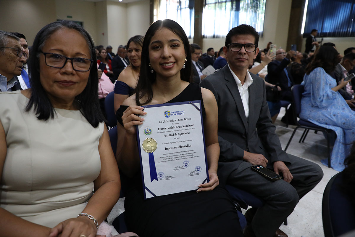 CEREMONIAS DE GRADUACIÓN DE CICLO 02-2025 - DÍA 3 - ACTO 8