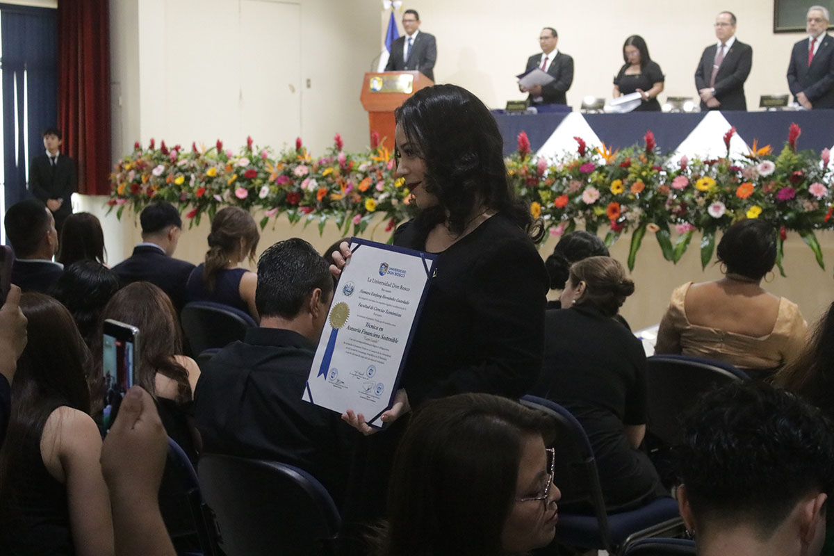 CEREMONIAS DE GRADUACIÓN DE CICLO 01-2026 - DÍA 2 - ACTO 2