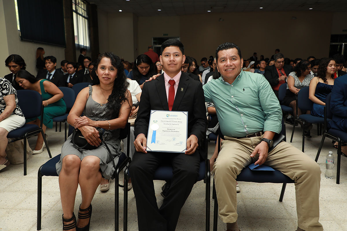CEREMONIAS DE GRADUACIÓN DE CICLO 01-2026 - DÍA 2 - ACTO 1