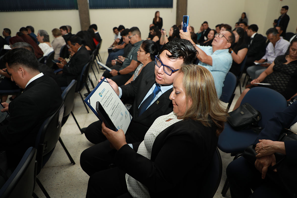 CEREMONIAS DE GRADUACIÓN DE CICLO 01-2026 - DÍA 2 - ACTO 1