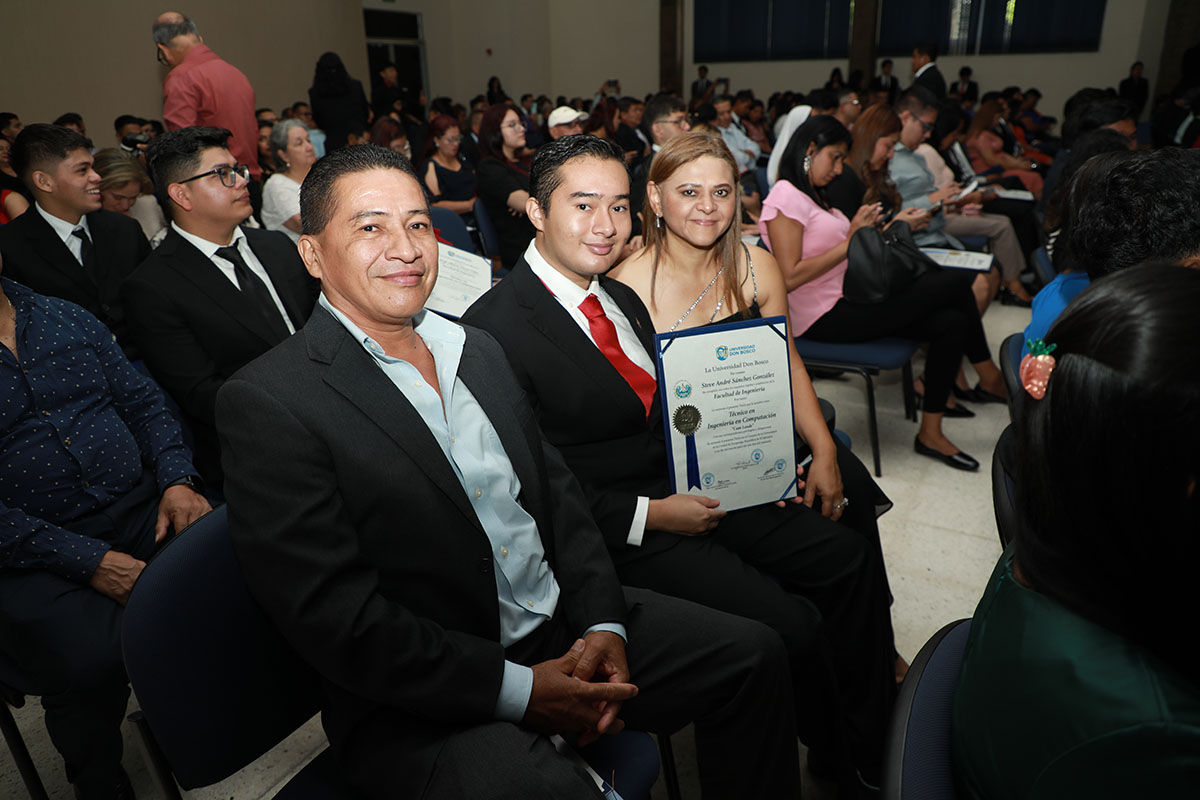 CEREMONIAS DE GRADUACIÓN DE CICLO 01-2026 - DÍA 2 - ACTO 1