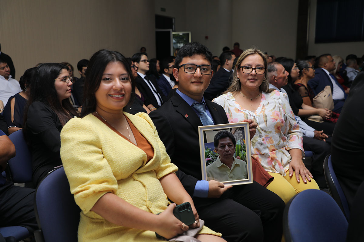 CEREMONIAS DE GRADUACIÓN DE CICLO 01-2026 - DÍA 2 - ACTO 3