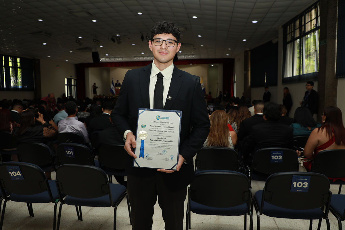 CEREMONIAS DE GRADUACIÓN DE CICLO 01-2026 - DÍA 2 - ACTO 1