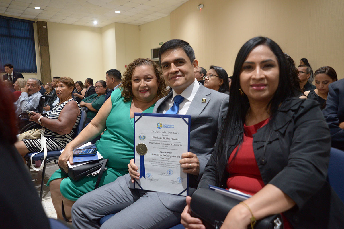 CEREMONIAS DE GRADUACIÓN DE CICLO 01-2026 - DÍA 2 - ACTO 3