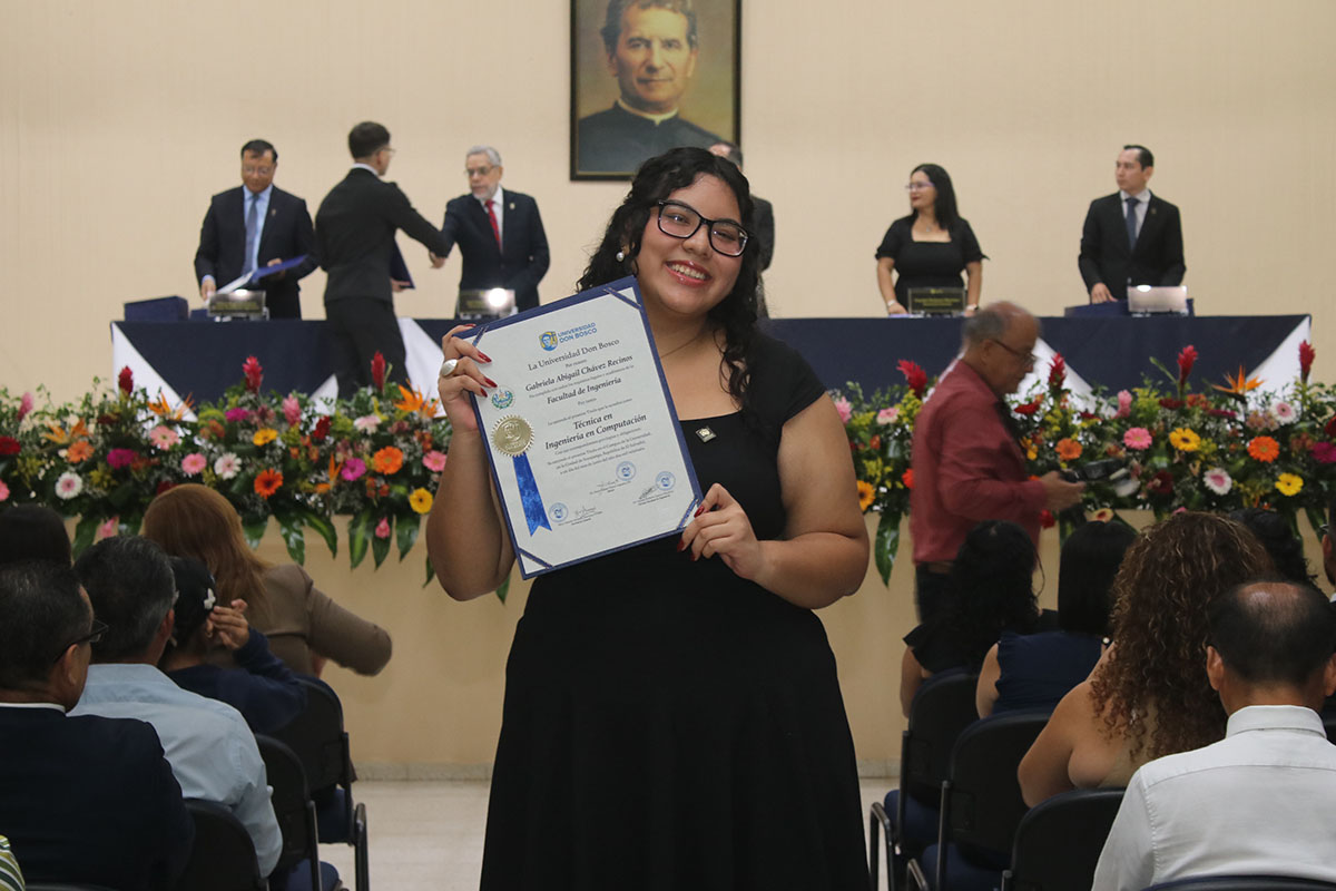 CEREMONIAS DE GRADUACIÓN DE CICLO 01-2026 - DÍA 2 - ACTO 1