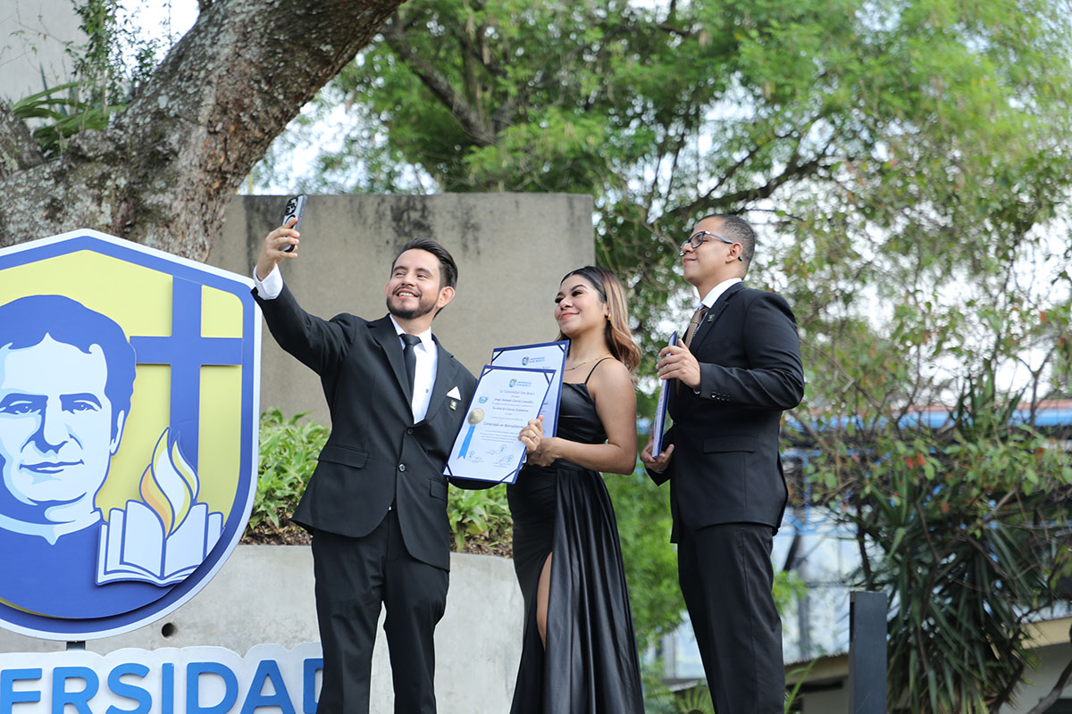 CEREMONIAS DE GRADUACIÓN DE CICLO 01-2026 - DÍA 2 - ACTO 2