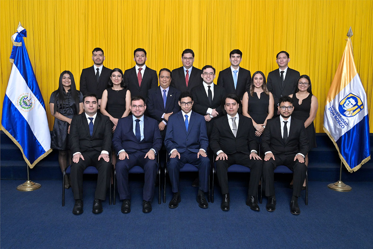 GRADUADOS DE LA UNIVERSIDAD DON BOSCO NOVIEMBRE-2025 DE LA FACULTAD DE INGENIERÍA.
EN LA ESPECIALIDAD DE INGENIERÍA EN CIENCIAS DE LA COMPUTACIÓN