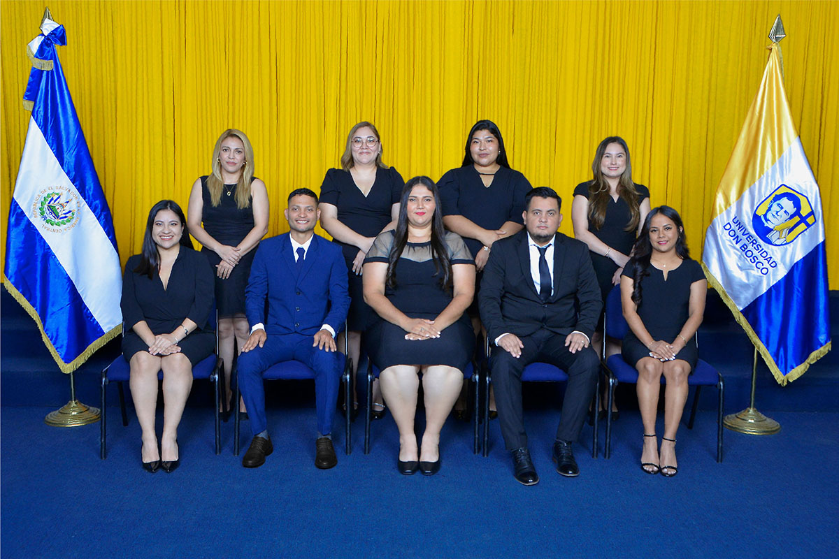 GRADUADOS DE LA UNIVERSIDAD DON BOSCO NOVIEMBRE-2025 DE LA DIRECCIÓN DE EDUCACIÓN A DISTANCIA.
EN LAS ESPECIALIDADES DE LICENCIATURA EN DISEÑO GRÁFICO Y LICENCIATURA EN ADMINISTRACIÓN DE EMPRESAS