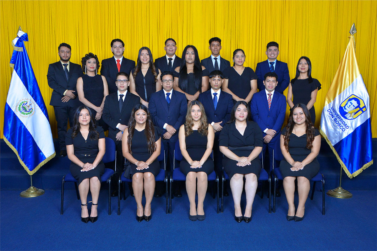 GRADUADOS DE LA UNIVERSIDAD DON BOSCO NOVIEMBRE-2025 DE LA FACULTAD DE CIENCIAS Y HUMANIDADES.
EN LA ESPECIALIDAD DE LICENCIATURA EN IDIOMAS CON ESPECIALIDAD EN LA ADQUISICIÓN DE LENGUAS EXTRANJERAS