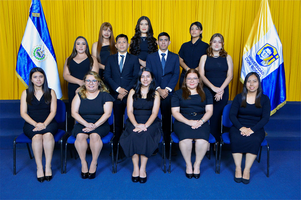 GRADUADOS DE LA UNIVERSIDAD DON BOSCO NOVIEMBRE-2025 DE LA FACULTAD DE CIENCIAS Y HUMANIDADES.
EN LA ESPECIALIDAD DE TÉCNICO EN GUÍA DE TURISMO BILINGÜE