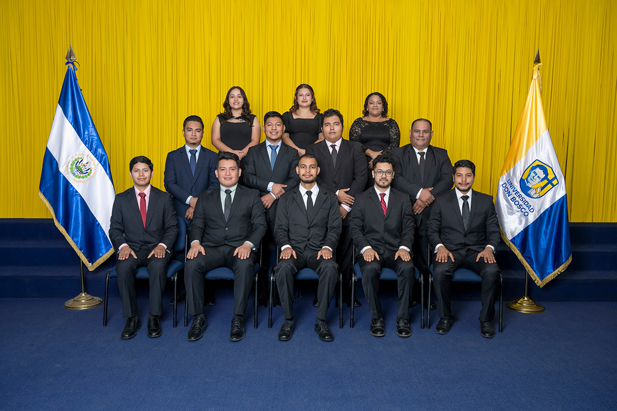 GRADUADOS DE LA UNIVERSIDAD DON BOSCO JUNIO-2026 DE LA FACULTAD DE INGENIERÍA. EN LAS ESPECIALIDADES DE TÉCNICO EN DESARROLLO DE APLICACIONES MÓVILES, TÉCNICO EN INGENIERÍA BIOMÉDICA, TÉCNICO EN INGENIERÍA ELÉCTRICA Y TÉCNICO EN INGENIERÍA MECÁNICA.