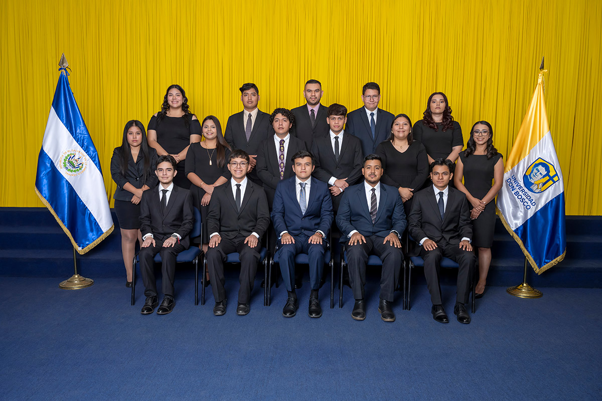 GRADUADOS DE LA UNIVERSIDAD DON BOSCO JUNIO-2026 DE LA FACULTAD DE INGENIERÍA. EN LAS ESPECIALIDADES DE TÉCNICO EN INGENIERÍA EN COMPUTACIÓN.