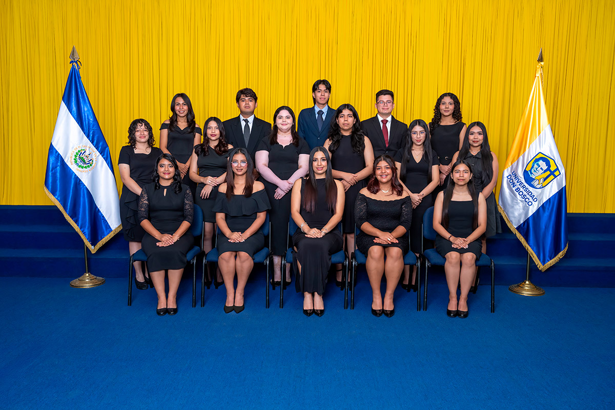GRADUADOS DE LA UNIVERSIDAD DON BOSCO JUNIO-2026 DE LA FACULTAD DE CIENCIAS Y HUMANIDADES. EN LA ESPECIALIDAD DE TÉCNICO EN DISEÑO GRÁFICO.