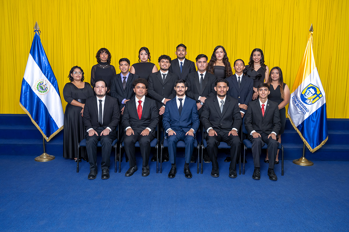 GRADUADOS DE LA UNIVERSIDAD DON BOSCO JUNIO-2026 DE LA FACULTAD DE CIENCIAS Y HUMANIDADES. EN LA ESPECIALIDAD DE TÉCNICO EN DISEÑO GRÁFICO.