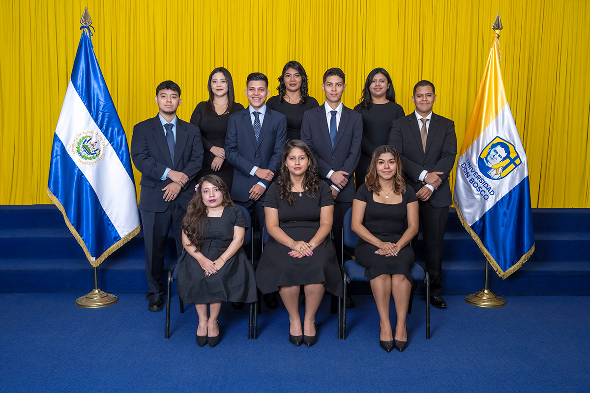 GRADUADOS DE LA UNIVERSIDAD DON BOSCO JUNIO-2026 DE LA FACULTAD DE CIENCIAS ECONÓMICAS. EN LAS ESPECIALIDADES DE LICENCIATURA EN ADMINISTRACIÓN DE EMPRESAS, LICENCIATURA EN CONTADURÍA PÚBLICA Y TÉCNICO EN ASESORÍA FINANCIERA SOSTENIBLE.