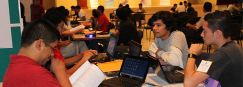 Jóvenes participaron en torneo de desarrollo de software