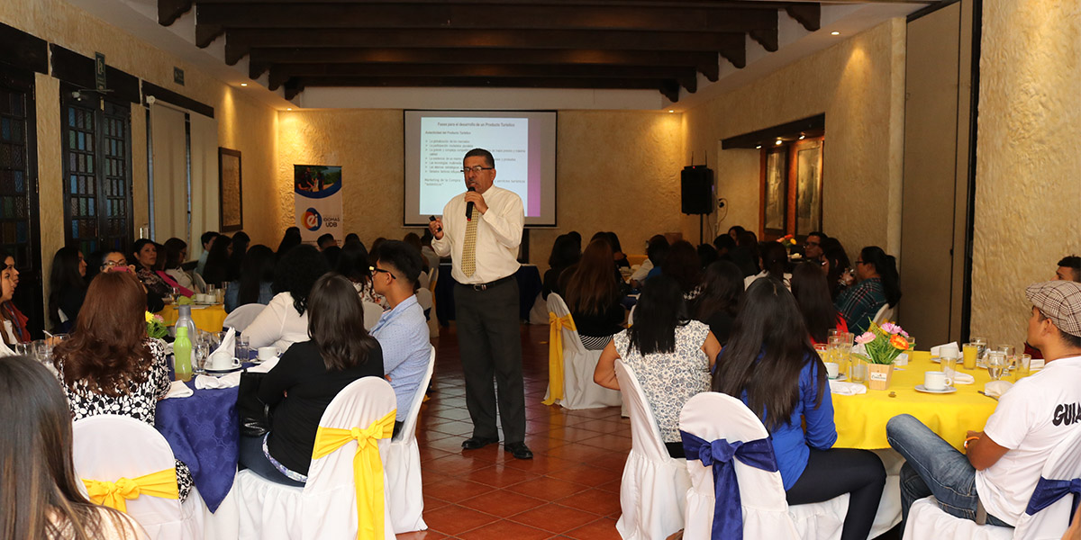 Escuela de Idiomas desarrolló actividades integrativas durante el 2018 para sus estudiantes 