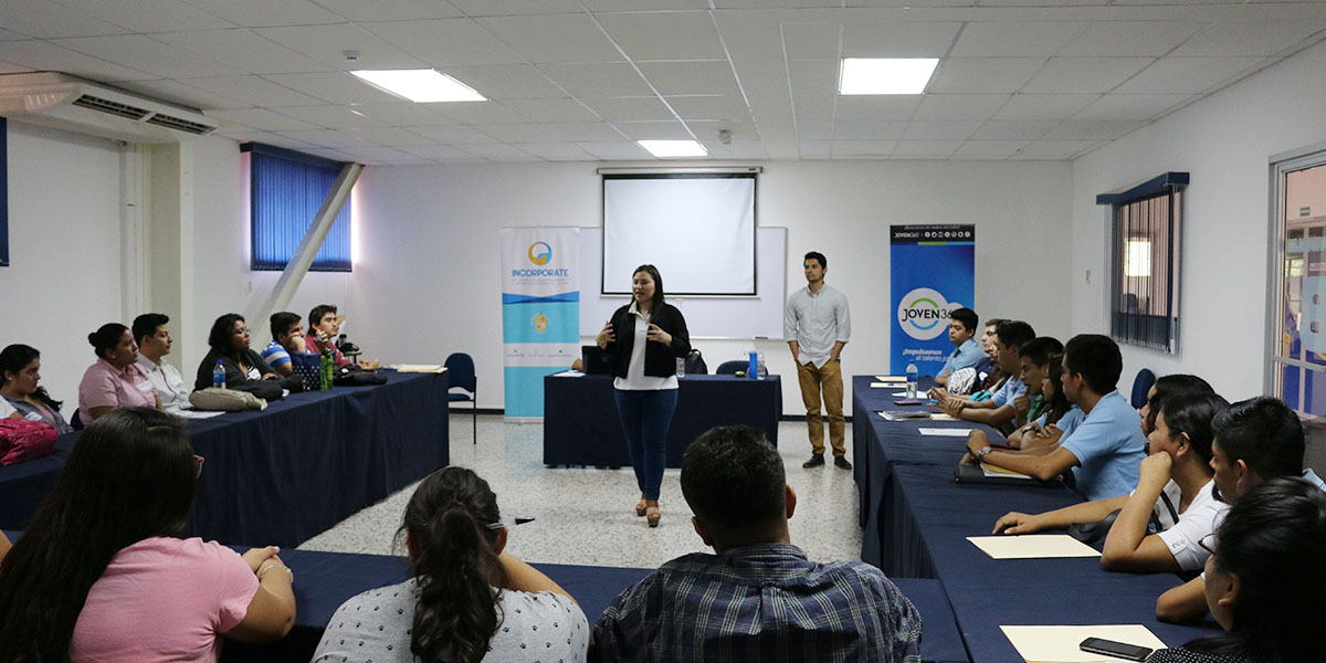 Incorpórate UDB: creando oportunidades y formación laboral para nuestros alumnos 