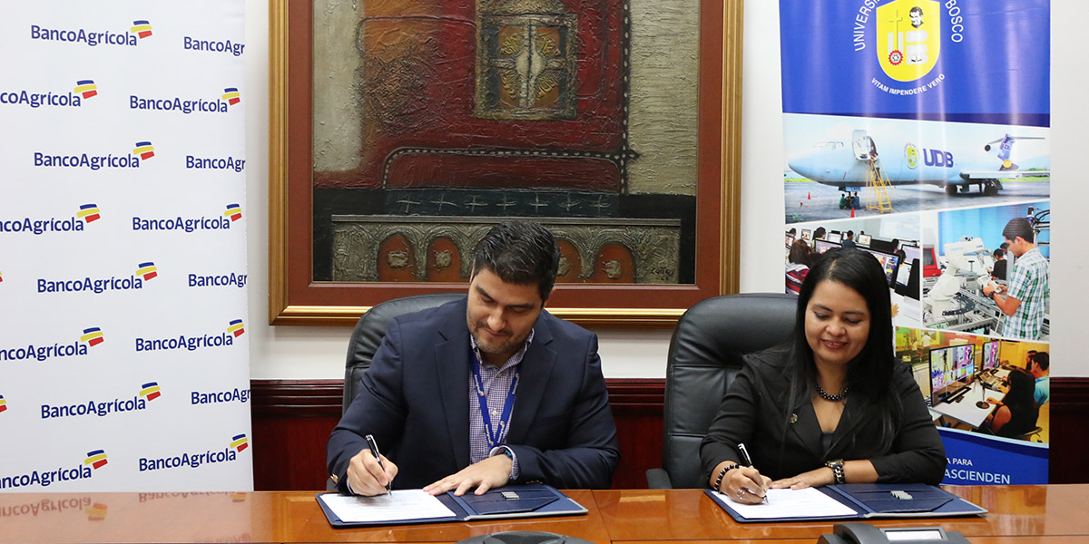 Universidad Don Bosco y Banco Agrícola prepararán a jóvenes en innovación 