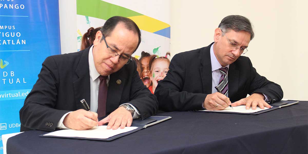 UDB y Editorial Santillana firman convenio de cooperación 