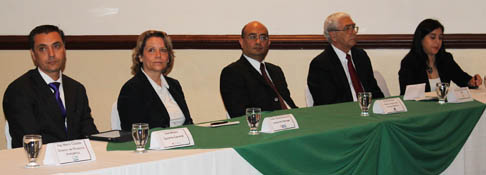 UDB participa en proyecto para instalar paneles fotovoltaicos en centro comercial