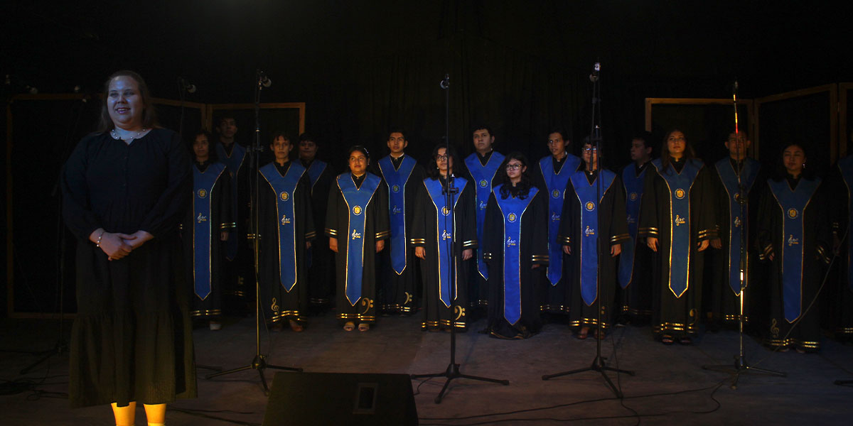 Coro UDB se presenta en el “VI Festival de la Música de Cojutepeque” 