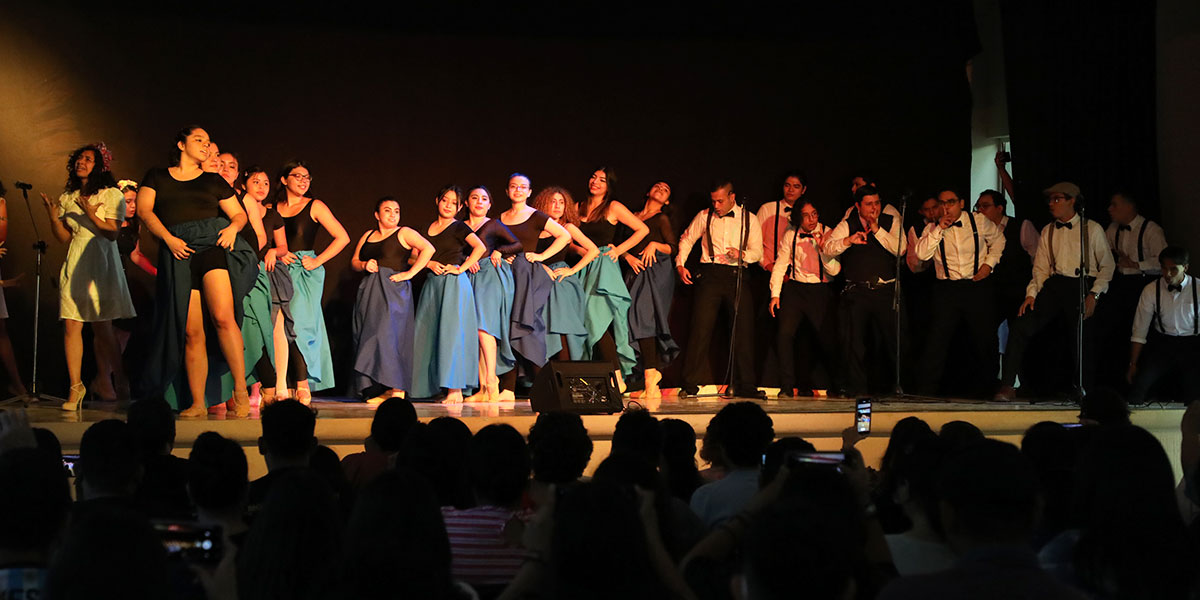 Grupos de Extensión Universitaria presentan el musical “Un viaje por los clásicos de Disney” 