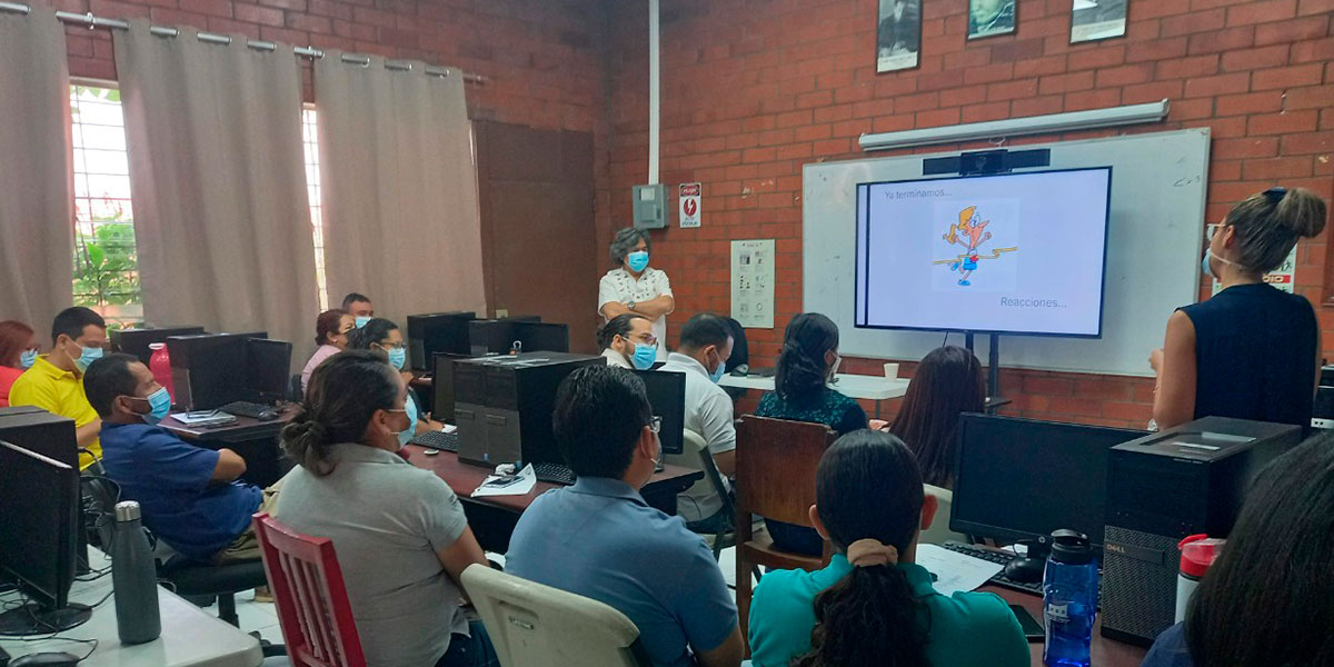 Escuela de Teología desarrolla jornadas de fortalecimiento pastoral para movimiento internacional Fe y Alegría 