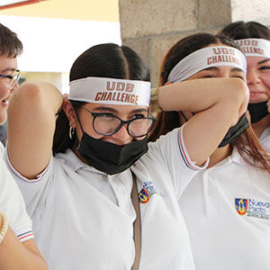 Alumnos de Instituciones de Educación Media participan en el UDB Challenge 