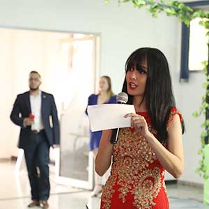 Alumnos de comunicación realizan montajes de eventos comerciales 