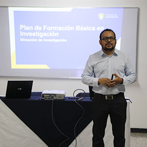 Consejo de Investigación de la UDB inaugura plan de formación básica en investigación 