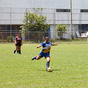 Selección de fútbol femenino de la UDB se coronó subcampeona de la Liga Deportiva Universitaria ANADES 