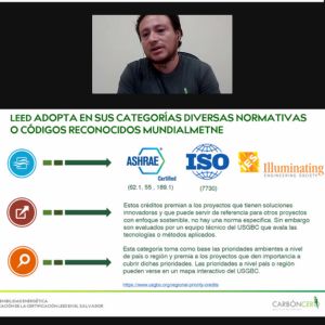 Gradudado UDB en Gestión de Energías Renovables presentó conferencia sobre los beneficios de la Certificación LEED en la industria constructora 