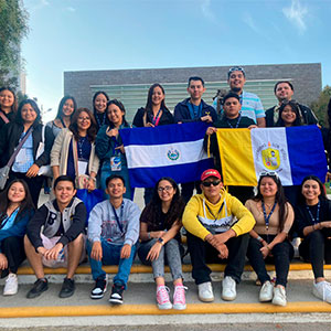 Delegación de la Escuela de Idiomas y Educación participó en encuentro internacional de turismo 