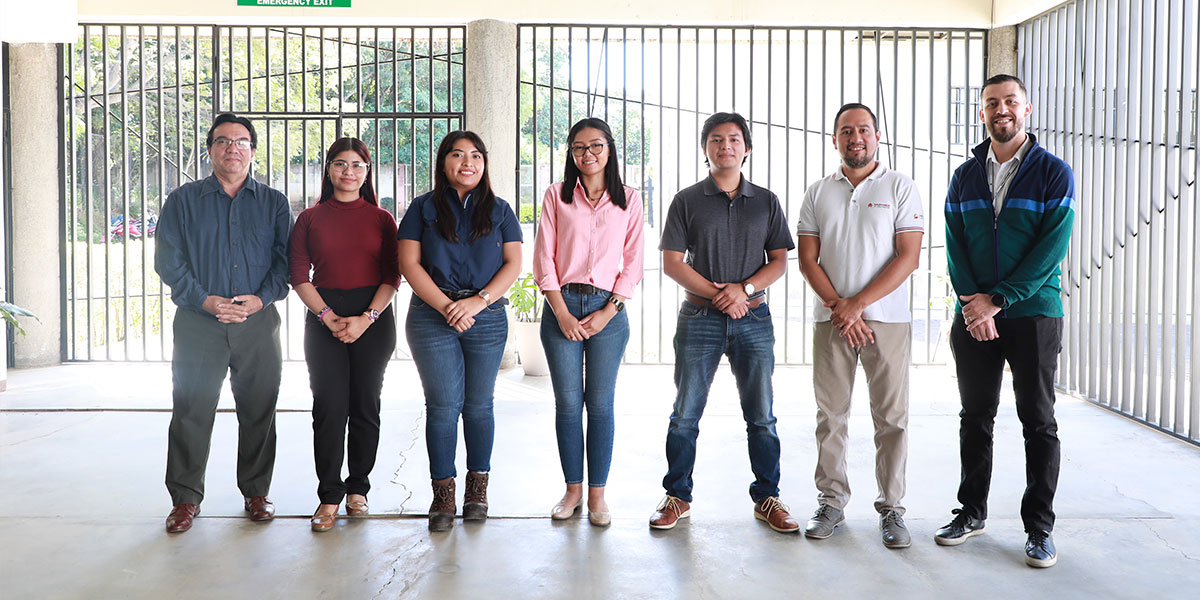 Estudiantes de la Escuela de Industrial presentan proyecto de ecoeficiencia en el Colegio Salesiano San José 